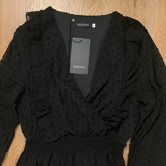 Kojooin top, ruffled with big sleeves women’s S - Picture 8 of 13